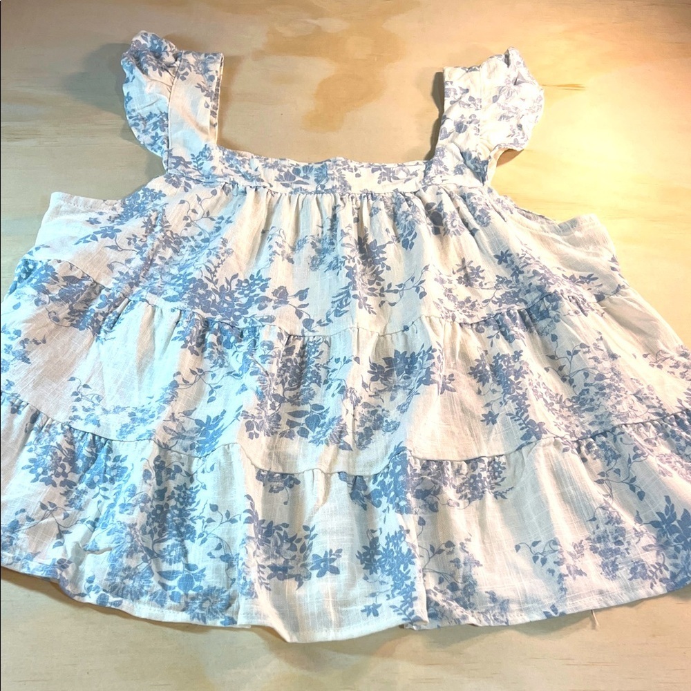 Monteau Blue and White Floral Cropped Square neck babydoll style Blouse Sz L